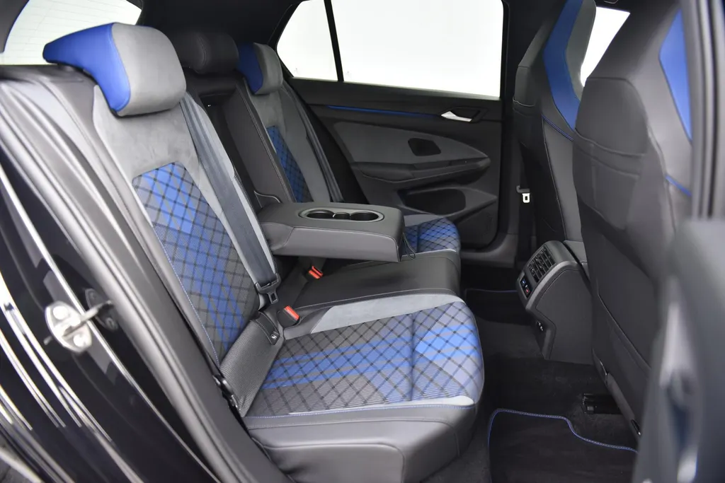 Volkswagen Golf 2.0 TSI R 4MOTION