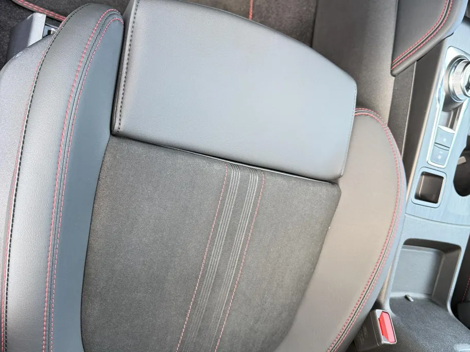 Ford Kuga 2.5 PHEV ST-Line X 243 PK | Wegklapbare trekhaak | AGR voorstoelen | BLIS | NIEUW UIT VOORRAAD