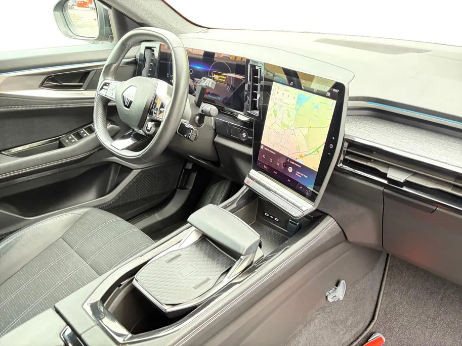 Renault Austral 1.2 E-Tech full hybrid 200 techno Renault Austral 1.2 E-Tech Hybrid 200 Techno