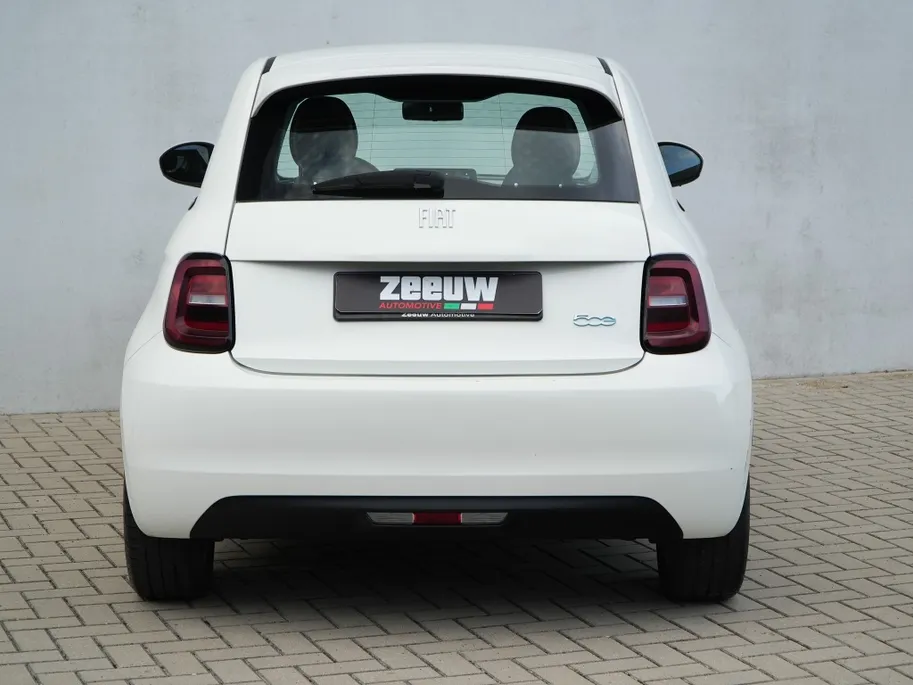 Fiat 500e Icon 42KWH | Carplay | Cruise | Clima | BTW | 16' VERKOCHT