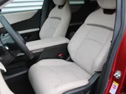 Mazda CX-6e Takumi Business Edition 78 kWh | Stuur-/stoelverwarming + ventilatie | Leer | Pano | 360 Camera | Dodehoek detectie | Elek. stoelverstelling + achterklep |