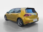 Volkswagen Golf 1.0 TSI Highline Business R | Panoramadak | Virtual Cockpit | Achteruitrijcamera | Apple/Android Auto | Dynaudio | 12 maanden garantie |