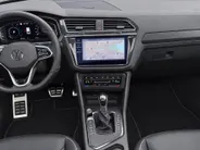 Volkswagen Tiguan 1.4TSIeHybrid 180kW/245PK R-Line Black Style · Panoramadak · Leder · 360°Camera + Parkeersensoren · Stoelverwarming · Elektr. stoelverstelling ·