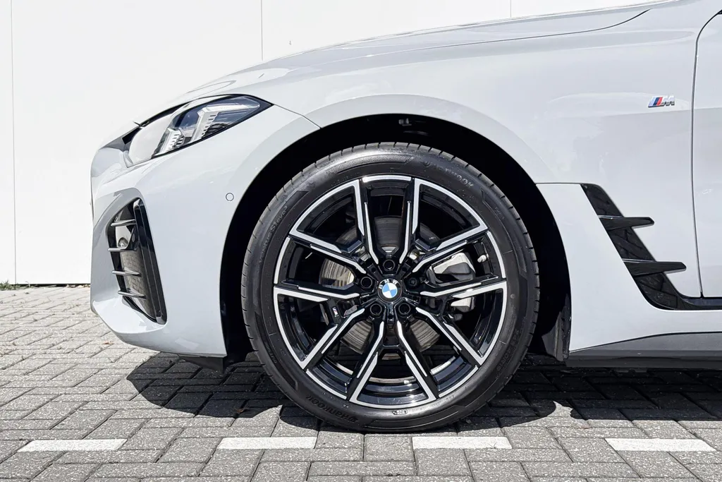 BMW i4 eDrive40 84 kWh