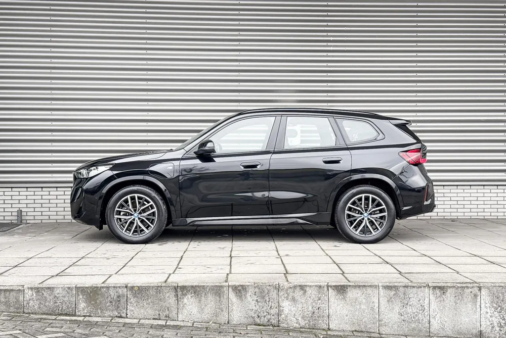 BMW X1 xDrive25e