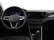 Volkswagen Taigo Life Edition 1.0 TSI 95 pk 5 versn. Hand · Camera · Apple/Android Car Play · P-Sensoren · Airco · 17'' Inch · Garantie t/m 23-10-2029 of 100.000km