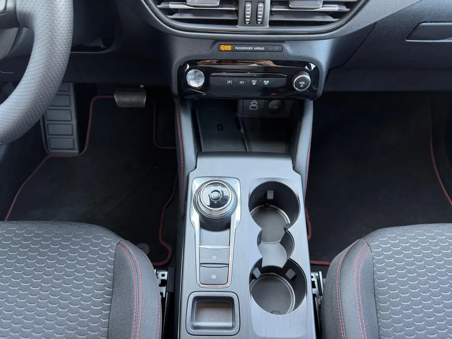 Ford Kuga 2.5 PHEV ST-Line | Uit Voorraad Leverbaar | Tijdelijk met 8 jaar Garantie! | €4.000,- Ready Set Ford Bonus | 0,99% Rente met Ford Options | Trekhaak | 2100kg Trekgewicht | Adapt. Cruise Control | 360 Graden Camera | BLISS | Winterpakket