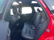 Volvo XC60 2.0 T5 R-Design | TREKHAAK | PANO | EERSTE EIGENAAR | NL-AUTO | DEALER ONDERHOUDEN |