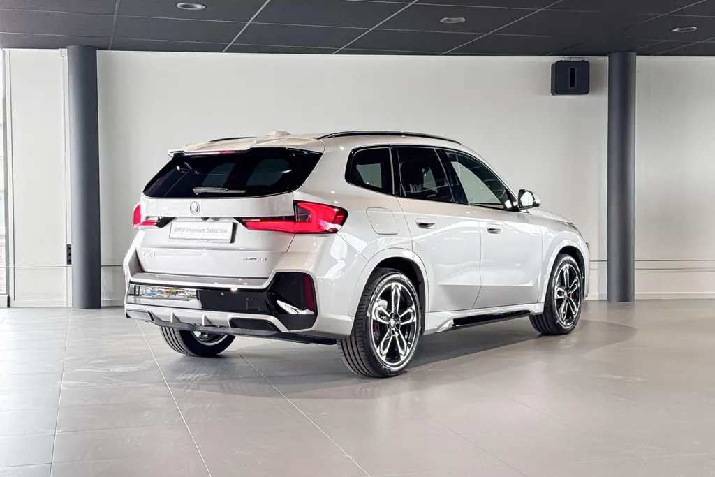 BMW iX1 eDrive20 67 kWh