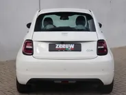 Fiat 500e La Prima by Bocelli 42 kWh | JBL | Winter | 17′