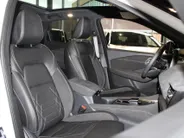 Nissan QASHQAI 1.5 e-Power N-Design | Stuur-, stoel- en voorruitverwarming  | 20inch wielen |360grd camera | parkeersensoren voor en achter | Electrische stoelverstelling met geheugen | Alcantra/lederen bekleding | 205PK | Two-tone lak | Apple carplay & Android auto |