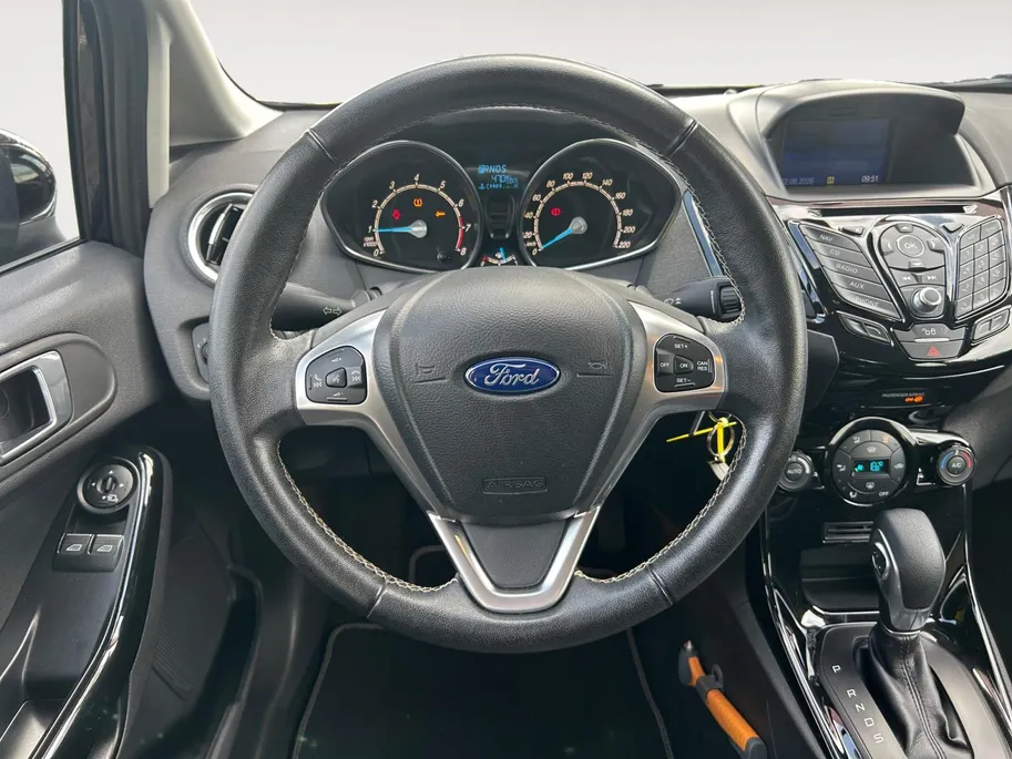 Ford Fiesta 1.0 EcoBoost Titanium |Automaat| Navigatie| Voorruitverwarming| lichtmetalen velgen 16'| 12 maanden Bovag garantie|
