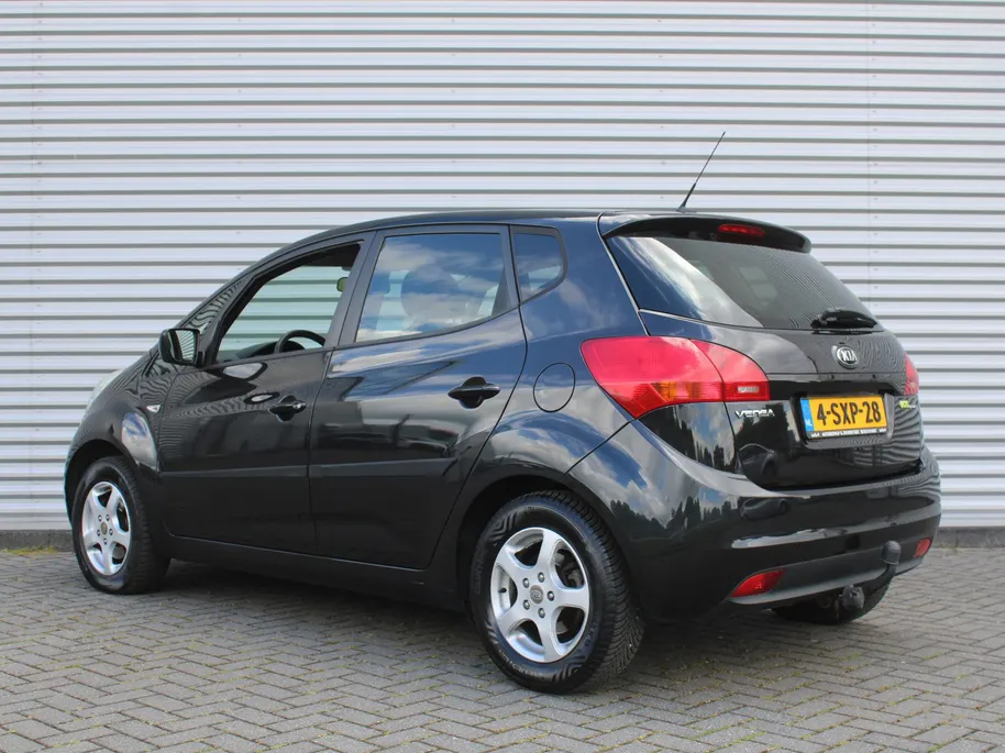 Kia Venga 1.4 CVVT 20th Anniversary | Trekhaak | Airco | Navi | Camera | Cruise | 15" LM | All seasons |