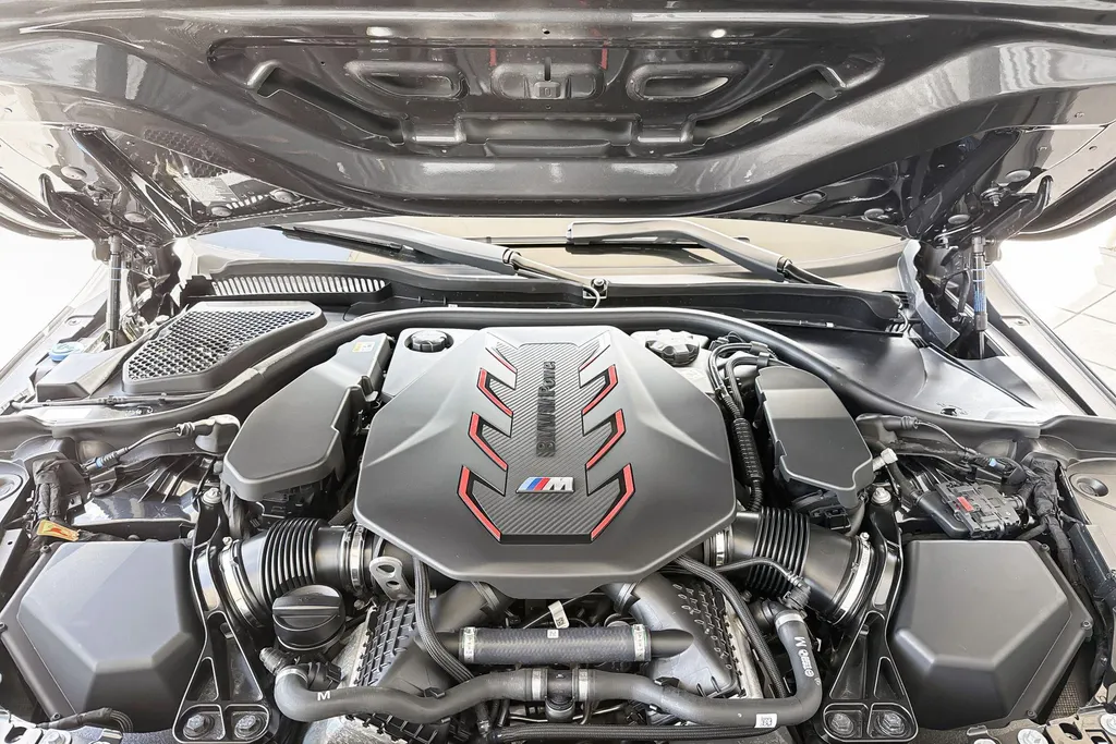 BMW M5 Sedan 