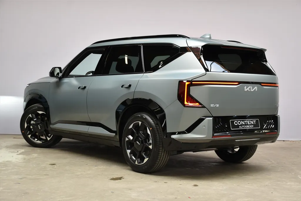 Kia EV5 81,4 kWh 217pk 2WD GT-Line Business Edition NIEUW TE BESTELLEN