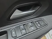 Dacia Sandero 1.0 TCe 90 Journey | Camera | Apple Carplay & Android Auto | Climate & Cruise Control *