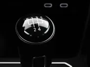 Volkswagen Polo 1.0 TSI 95pk Highline · Apple/Android Car Play · Navigatie · Clima · 16'Velgen · Sportstoelen · Draadloze Telefoonlader ·