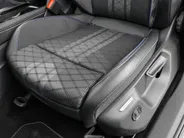 Volkswagen Tiguan 1.5 eHybrid 272pk DSG R-Line Business · Trekhaak · Panoramadak · Dodehoeksensoren · Apple/Android Car Play · Camera · Garantie t/m 23-08-2028 of 100.000km