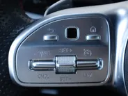 Mercedes-Benz B-Klasse 180 Business Solution AMG l Stoelverwarming l Ambiente verlichting l Achteruitrij camera