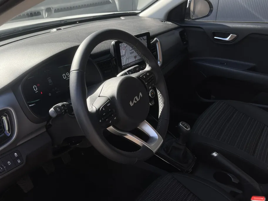 Kia Stonic 1.0 T-GDi MHEV DynamicLine | Virtual | Camera | LED | Climate Control | Cruise Control | Lane Assist | Ex-Demo |