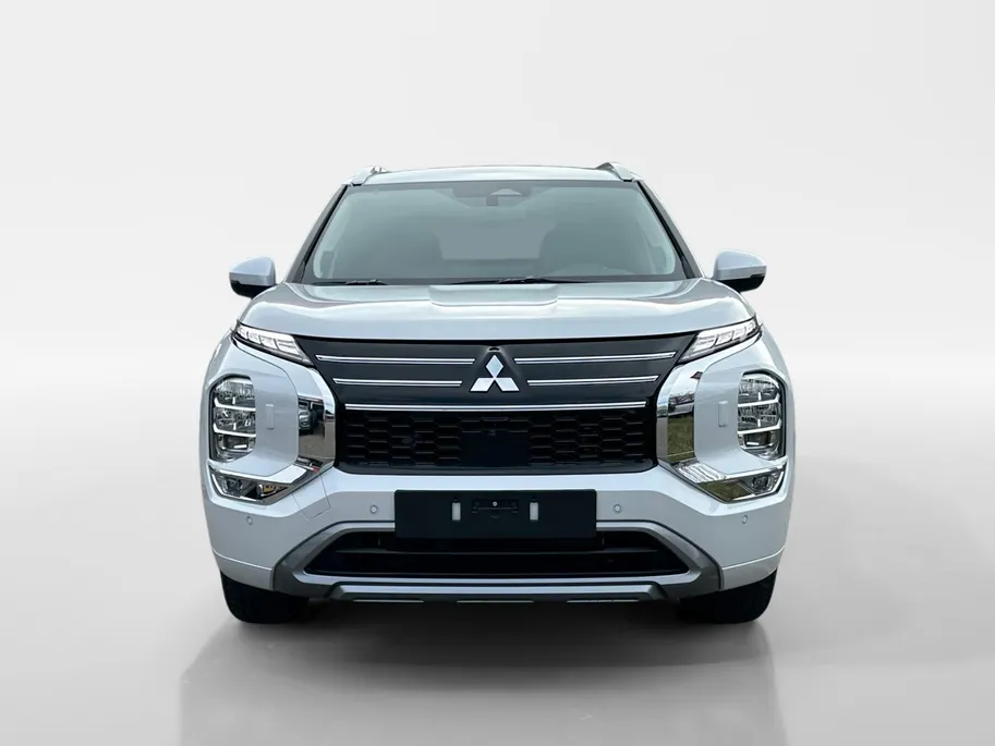 Mitsubishi Outlander 2.4 PHEV Instyle | 7000 EURO KORTING | NU DIRECT LEVEBAAR | 8 JAAR GARANTIE |