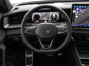 Volkswagen Tayron R-Line Edition 1.5 eHybrid 204 PK 6 versn. DSG · Rondomzichtcamera · Panoramaschuif-kanteldak · Trekhaak inklapbaar, met elektrische ontgrendeling, incl. aanhangermanoeuvreerhulp Trailer Assist · Prijs is inclusief inruilpremie · MEGA SALE