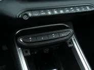 Jeep Avenger Summit 54kWh | Pano | Infotainment | Winter | Camera | 18'