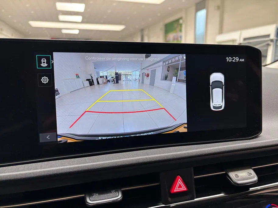 Kia EV6 Light Edition 63 kWh Navigatie | Stoel + stuurverwarming | Achteruitrijcamera | Climate control |