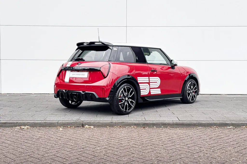 MINI Cooper 3-deurs Victory Edition JCW