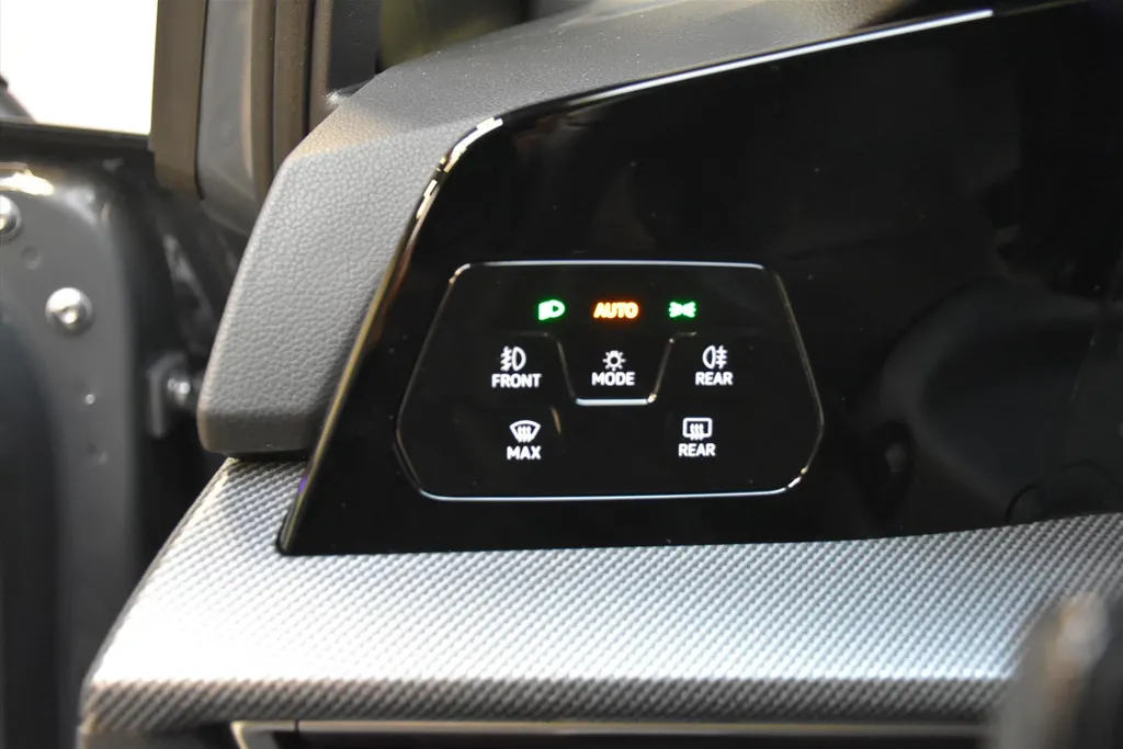 Volkswagen Golf 1.5 eHybrid GTE | Panoramadak | 360° Camera | Navigatie