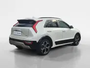 Kia Niro 1.6 GDi PHEV Launch Edition | Cruise Control | Camera | Climate Control | Navigatie | Lederen Bekleding | Memory Stoelen | Stoelverwarming | Stuurverwarming | Stoelventilatie |
