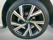 Volkswagen Polo 1.0TSI/95PK R-Line DSG · Navigatie · Apple/Android Car Play · Camera + Parkeersensoren · Clima · Stoelverwarming · Garantie t/m 18-01-2027 of 80000km.