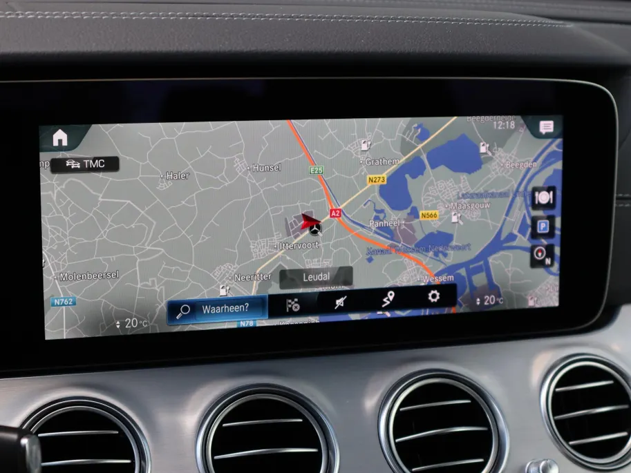 Mercedes-Benz E-Klasse 300 e Business Solution AMG l Keyless l Achteruitrij camera l Stoelverwarming l Dodehoekassistand