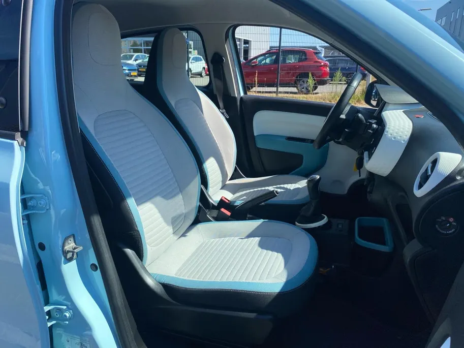 Renault Twingo 5-deurs 1.0 SCe Expression NL auto | 2e eig | parkeersensoren | bluetooth | telefooncradle | etc.