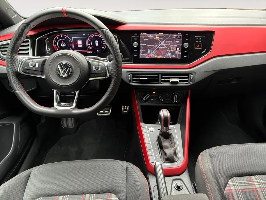 Volkswagen Polo 2.0 TSI GTI *Automaat*Navigatie*Parkeersensoren*LM.Velgen*Dealer Onderhouden!