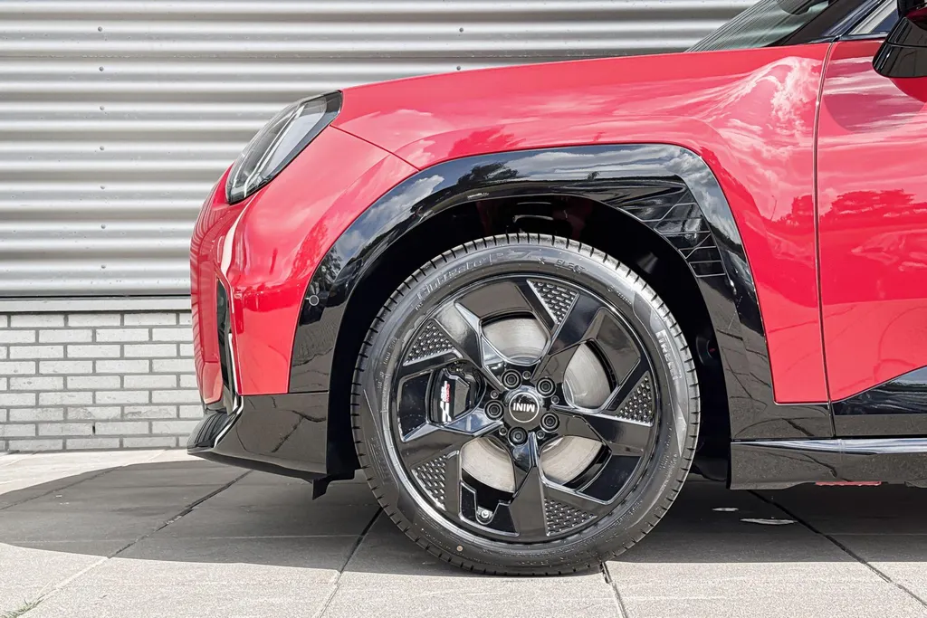 MINI Aceman SE John Cooper Works M 54.2 kWh