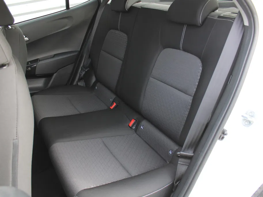 Kia Picanto 1.0 MPi DynamicLine | Camera | Airco | Apple Carplay/Android Auto | Navi | Cruise | 14' LM | Dealer onderhouden |