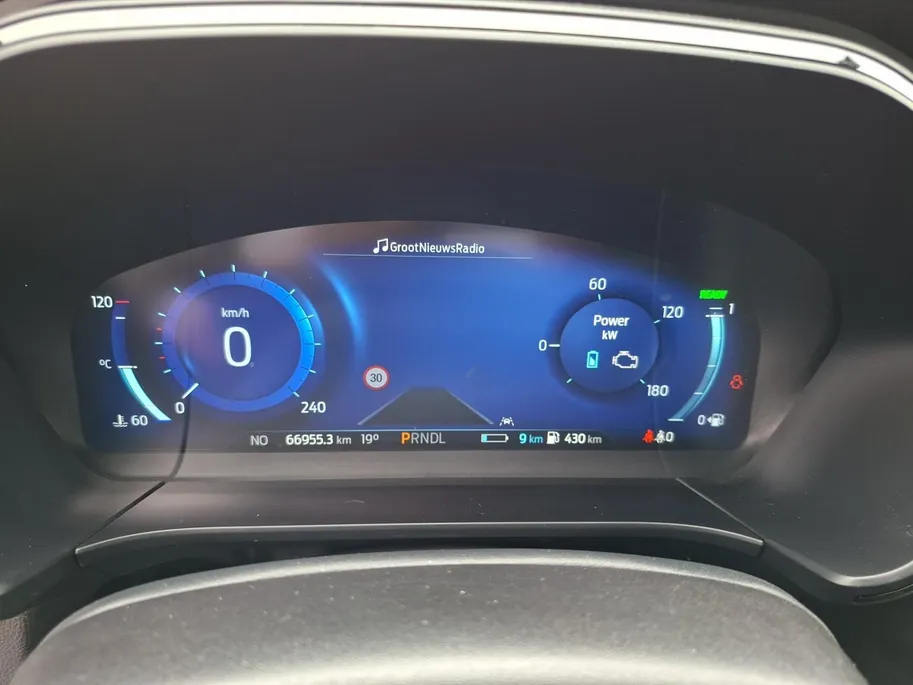 Ford Kuga 2.5 PHEV ST-Line X | Winterpack | Driver Assistancepack | Technologypack | El. Trekhaak | Camera v+a | Head-up Display | Adaptieve led koplampen | Adaptive Cruisecontrol | Dodehoekdetectie |
