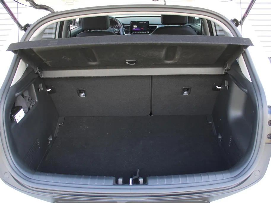 Kia Stonic 1.0 T-GDi MHEV GT-Line | Trekhaak | Stuur-/stoelverwarming | Camera | Clima | Cruise | 17" LM | Navi | Apple Carplay/Android Auto |