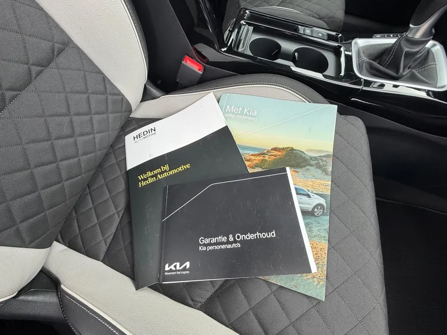 Kia Ceed Sportswagon 1.0 T-GDi GT-Line Business Edition | *1E EIGENAAR | FABRIEKSGARANTIE | APPLE CARPLAY/ ANDROID AUTO | JBL SOUND | STOF/LEDER | NAVI | CAMERA | LMV | ETC…