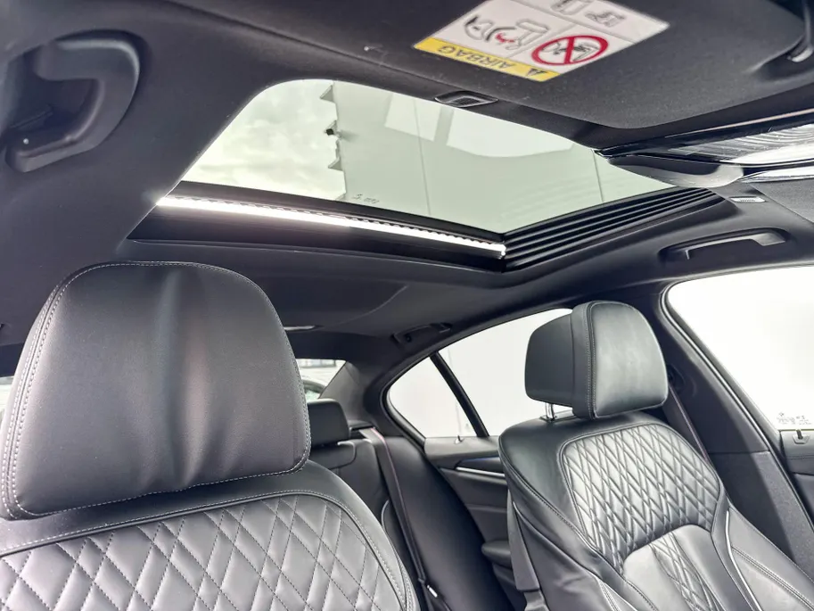 BMW 5 Serie Sedan 530e M-Sport Pro