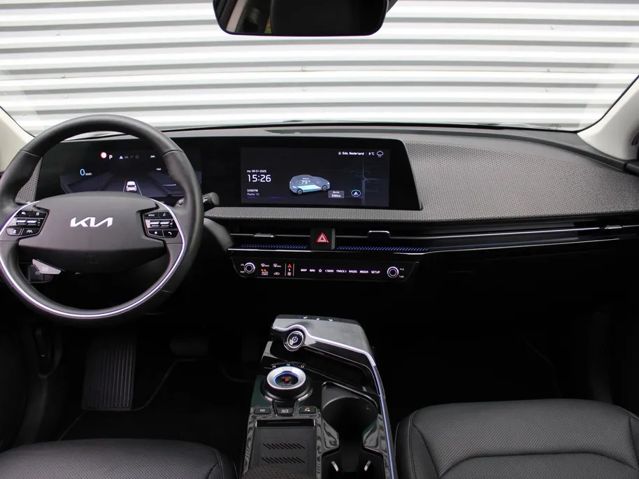 Kia EV6 Edition Advanced 77.4 kWh | Navi | Airco | 20' LM | Camera | Elektrische klep | BTW auto | 17% bijtelling |