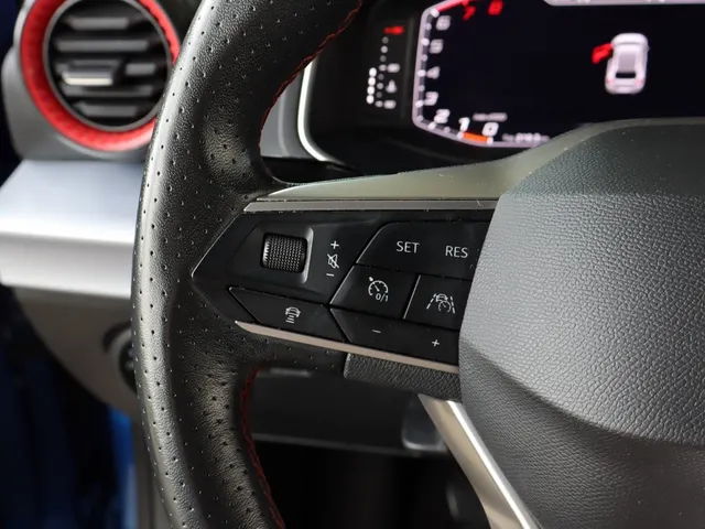 SEAT Ibiza 1.0 EcoTSI FR Business Intense