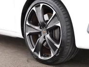 CUPRA Leon Sportstourer 1.4 e-Hybrid 245pk DSG VZ Business · SOH 95% · Stuur- & Stoelverwarming · Keyless · Sfeerverlichting · Cruise Control · 19'Velgen ·