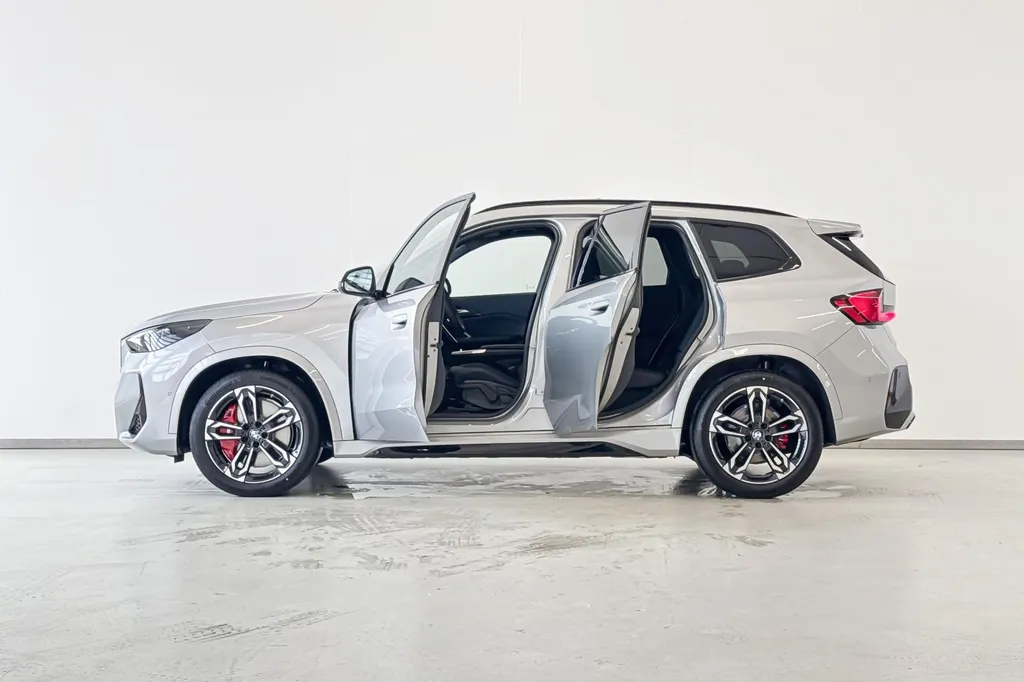 BMW iX1 eDrive20 67 kWh M Sport Edition