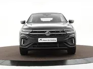 Volkswagen T-Roc Cabrio 1.5 TSI 150pk DSG R-Line · Camera · Apple/Android Car Play · Stoel-& Stuurverwarming · P-Sensoren · 18'' Inch ·