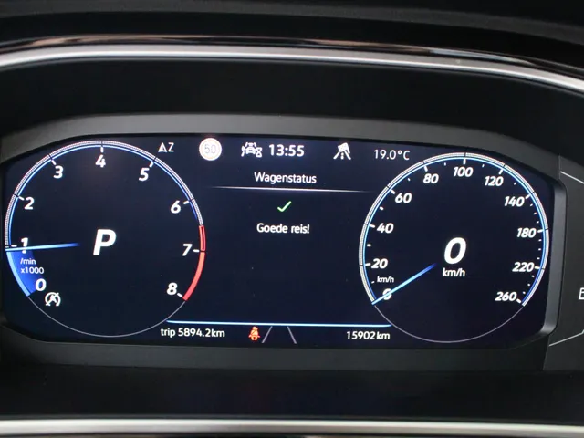 Volkswagen T-Roc Cabrio 1.5 TSI DSG R-Line Navigatie | 19' Misano | Stoel- en stuurverwarming | Matrix Led | Beats Audio