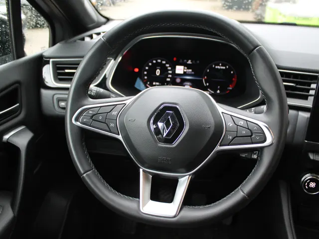 Renault Captur 1.3 TCe 140 Rive Gauche | grootscherm | achteruitrijcamera | navigatie