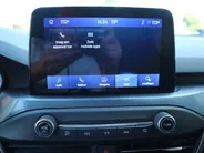 Ford Focus 1.0 EcoBoost Hybrid Active | NAVI | CAMERA | WINTERPAKKET |