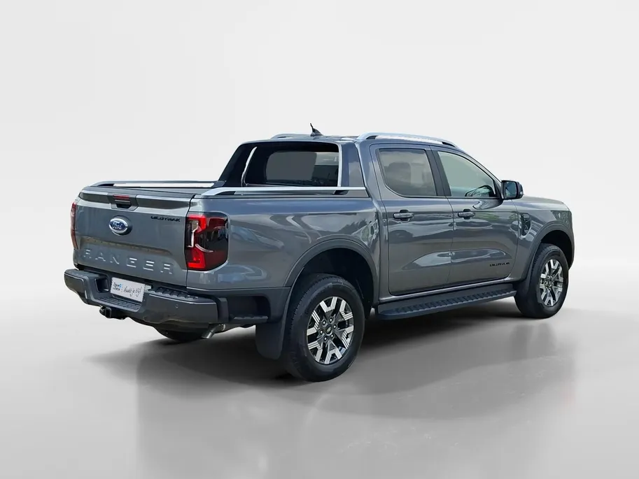 Ford Ranger Wildtrak 2.3 PHEV 279pk 10-traps automaat | 5 persoons | GRIJS kenteken | 0,99% rente | Trekhaak | Leder | Direct leverbaar